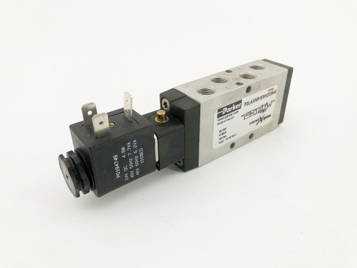 New Parker P2LAXN91ESNDDB49 Solenoid Valve 1/8" NPT 24VDC 145psi - No Box