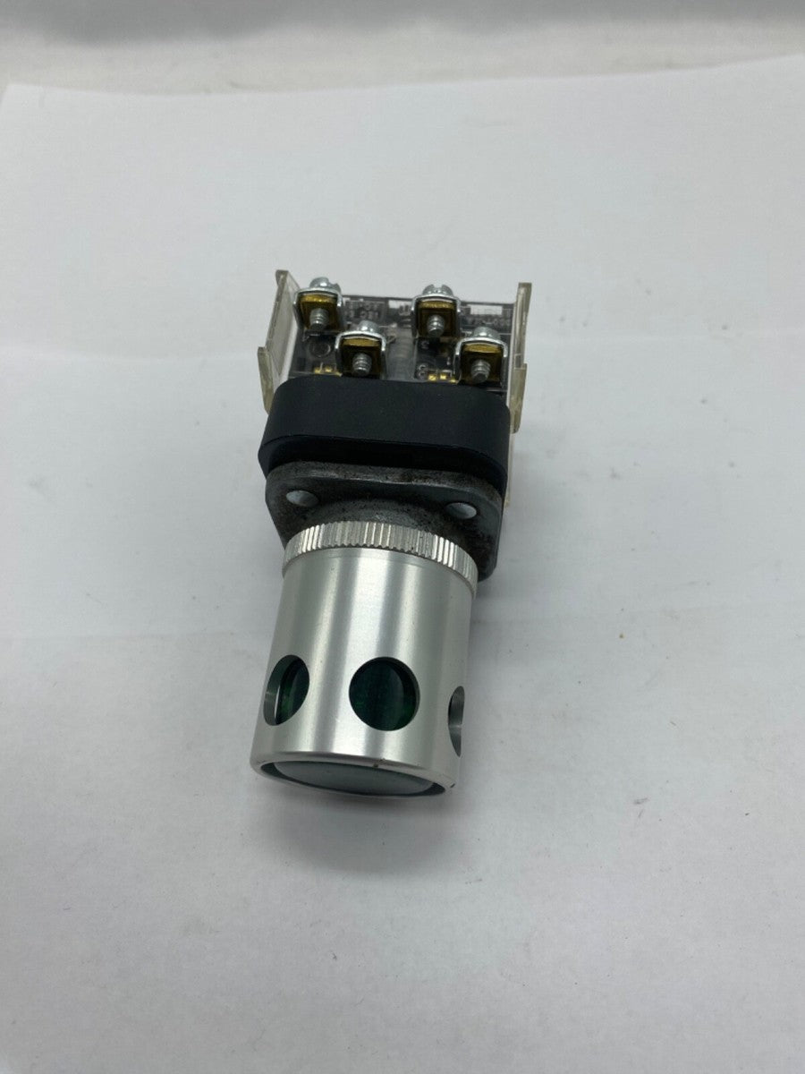 Allen Bradley switch light 800T-QAH10G, 120vac lamp N320G, contact 800T-XA