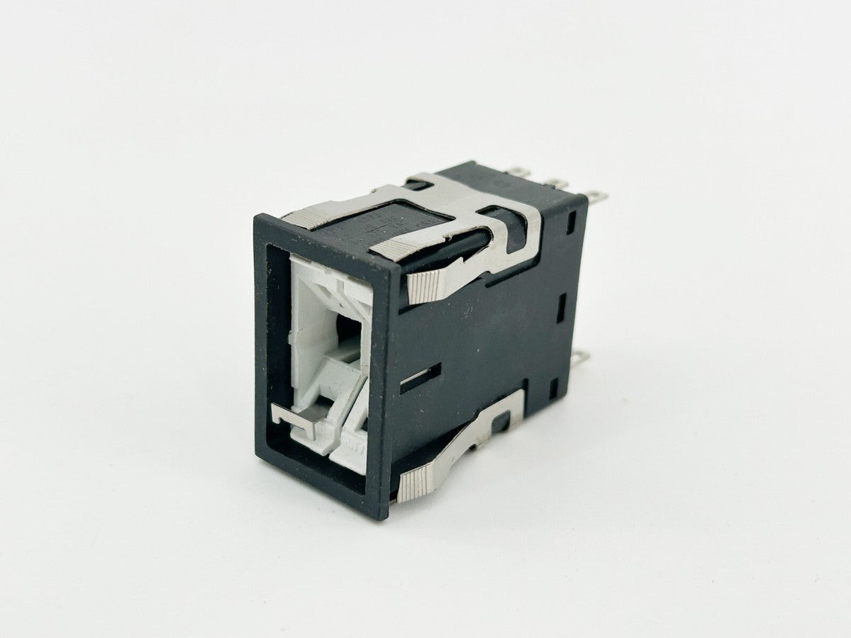 New Honeywell AML21FBA2AC Pushbutton 2A 250V 8 Pin Double Pole - No Box