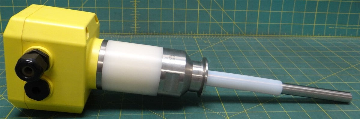 VEGACAP 11 11.XTBVVTX3KT Level Switch 10-55V DC 0.5W 200mm 13953428 1160066/002