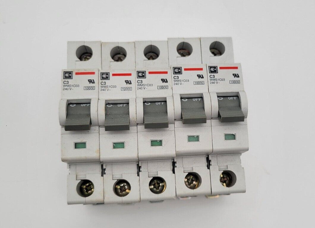 5 Piece Lot Cutler-Hammer	WMS1C03 Circuit Breaker 3 Amp 240 Volt 1 Pole DIN Rail
