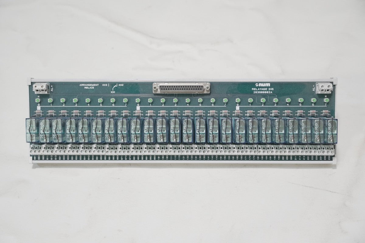 num 263900002A 24-output interface module
