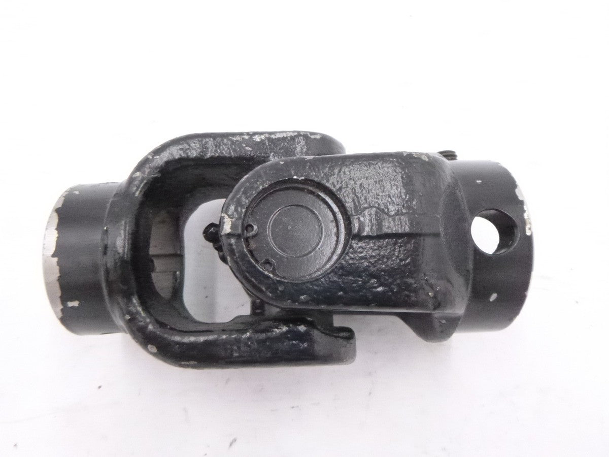 U-Joint Assembly 1.25" Bore w/ 1/4" KW x 1.5" Bore w/ 3/8" KW  x 5.5" L