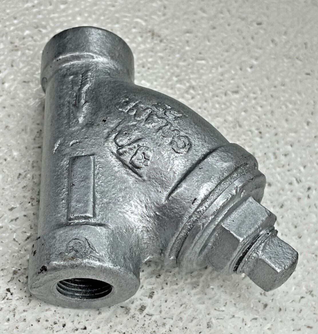 Cast Iron Y Strainer 3/8" NPT CL. 125 w/ Blow-Off | 20-Mesh SS Screen