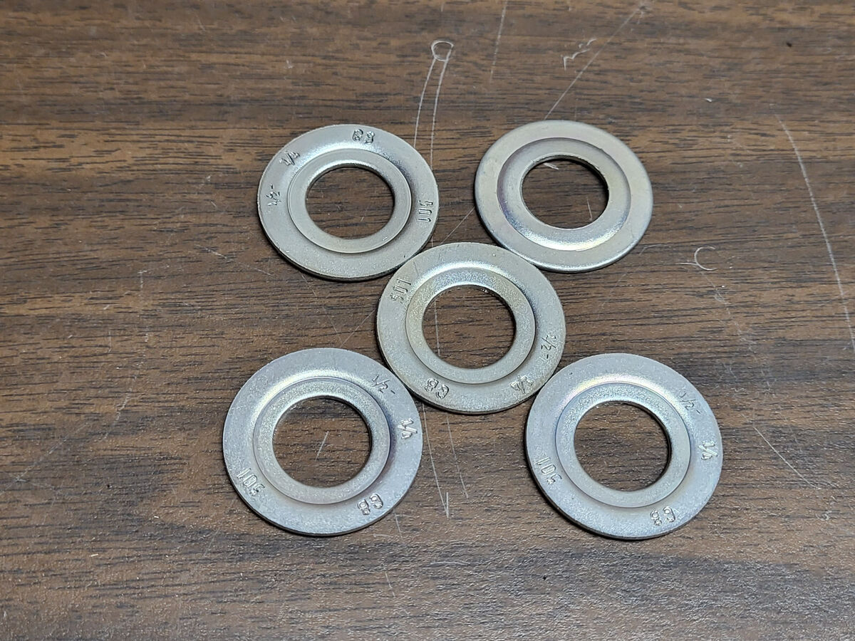 GARDNER BENDER 501  1/2" TO 1/4" REDUCING WASHER LOT OF 100 NEW