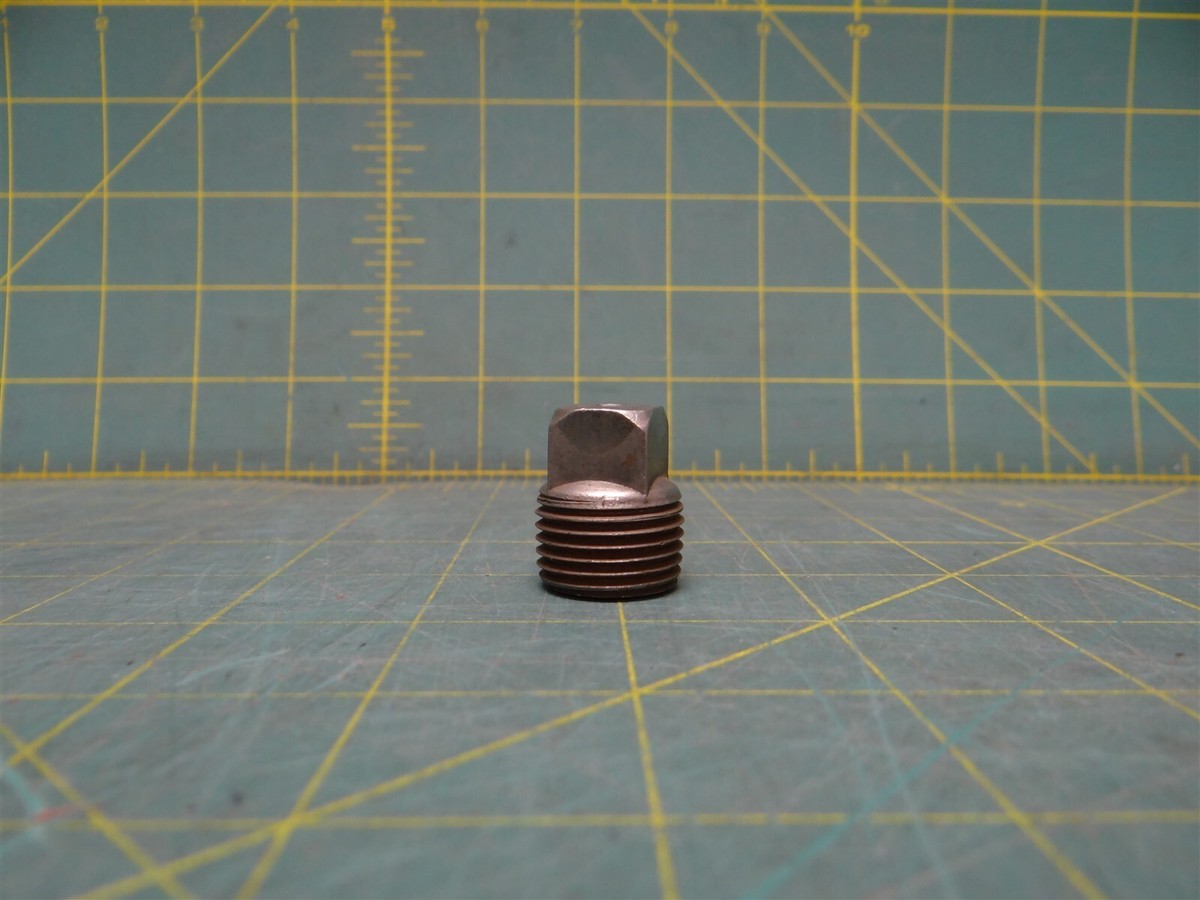 1/2" Threaded Pipe Fitting Plug Male Steel MNPT Tapered with Square Head 