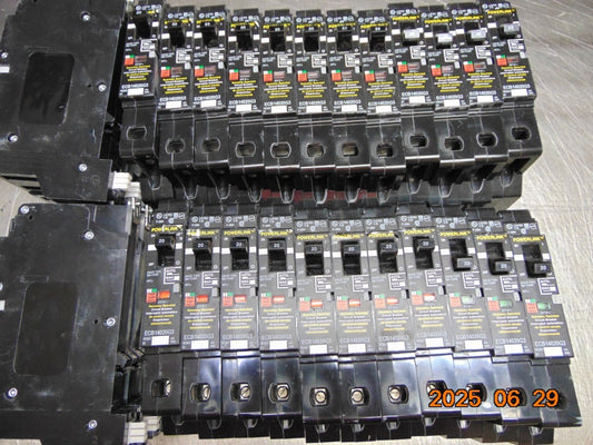(1) NEW SQUARE D ECB14020G3 Circuit Breaker, PowerLink, 20A, 1 pole, 277VAC