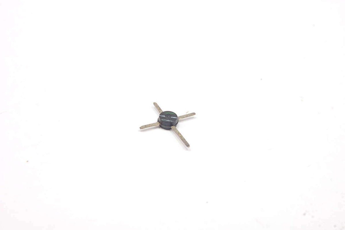 Lot of 2 - Motorola  MRF901 RF Transistor, NPN. 317-01 Case. Rare New