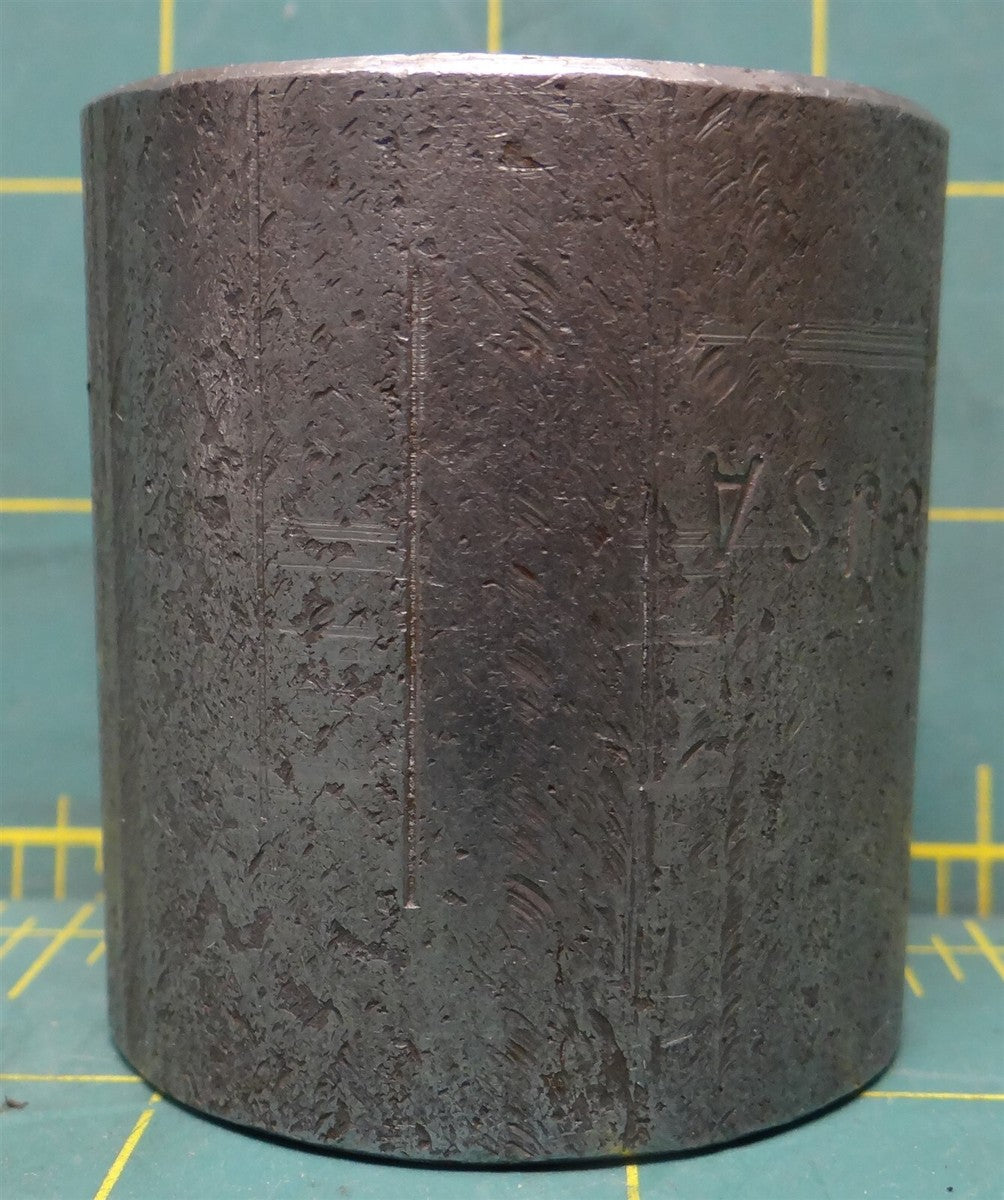 1-1/4" x 2" L Female NPT Carbon Steel Coupling Pipe Fitting 