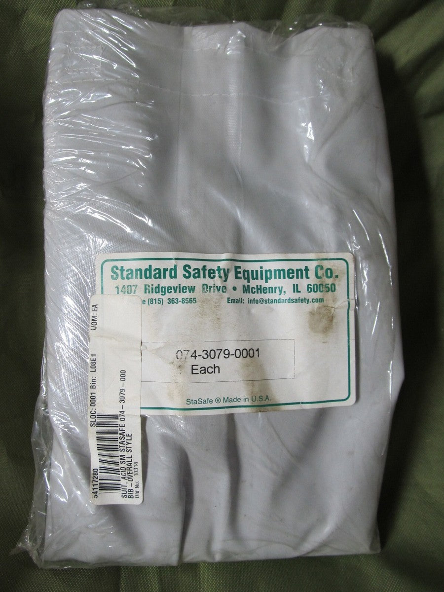 NEW STANDARD SAFETY EQUIP CO. SIZE SM BIB OVERALL SUIT - REUSABLE CHEMICAL GEAR