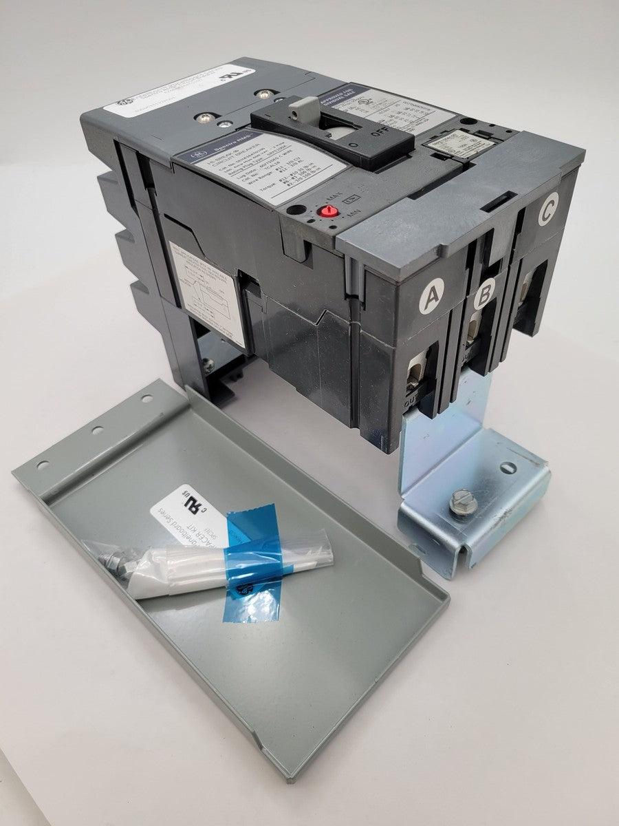General Electric EZSEHA36AT0100 EntellEon I-Line Circuit Breaker 100A 3P 600V