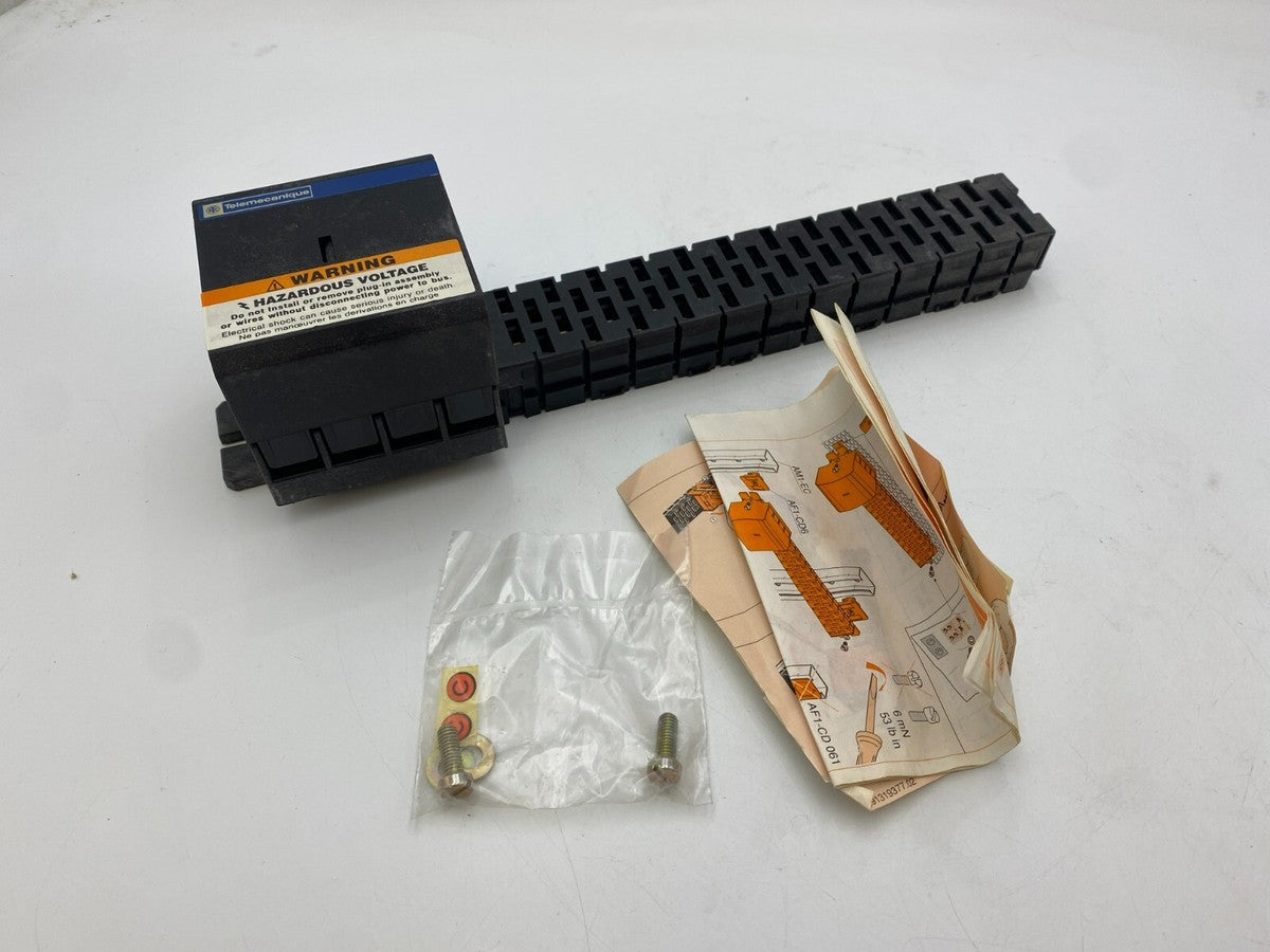 Telemecanique	AK5-JB143 Linergy Busbar 13" 160A 600V 3 Phase NOS 160 Amp