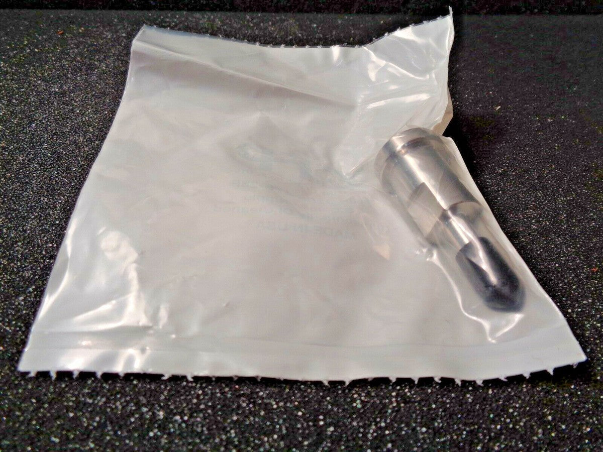 GasFlo NIP-32SS-4TS-28F S.S. Inlet Nipple Stainless 1-1/4" Long 1/4" Lot of 2