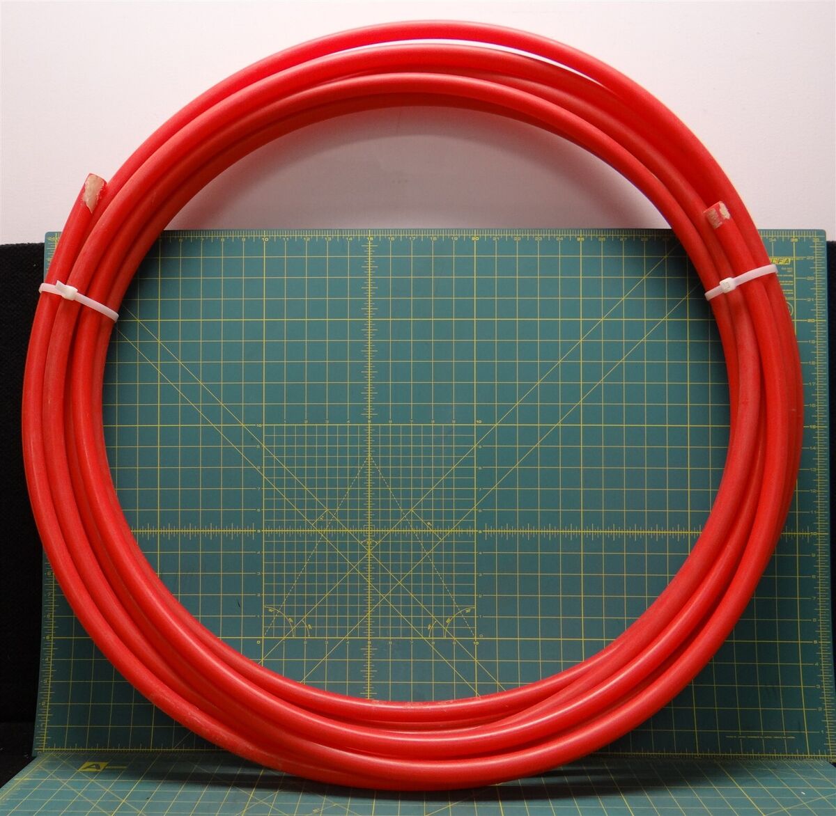 17.5 mm x 100ft PEX Plumbing Tubing (Red) for Water Systems, Residential, Boats 