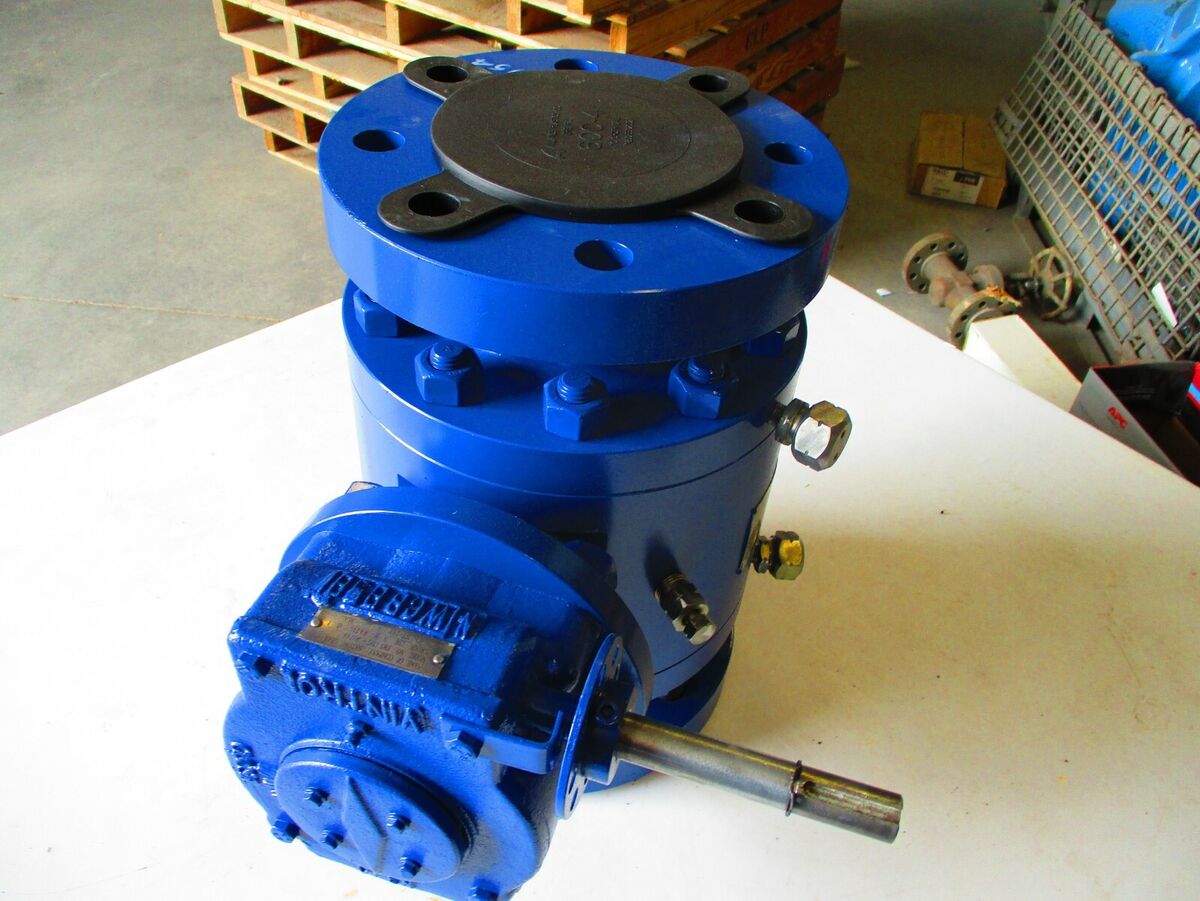 VINTROL Ball Valve 4" 600 RF Flanged FP Trunnion w/ Gear Op & Hand Wheel