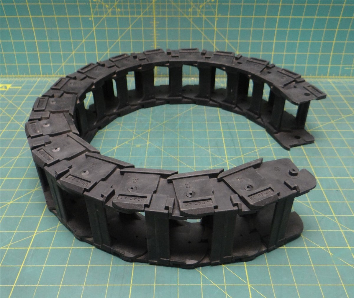 1.04m Length KabelSchlepp 0625.23 Cable Carrier, 90mm Width, 61mm Height