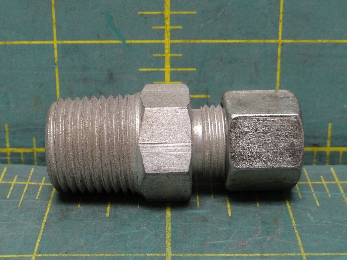 Eaton Weatherhead 3/8" Tube Compression x 1/2" Male NPT, Stainless Steel