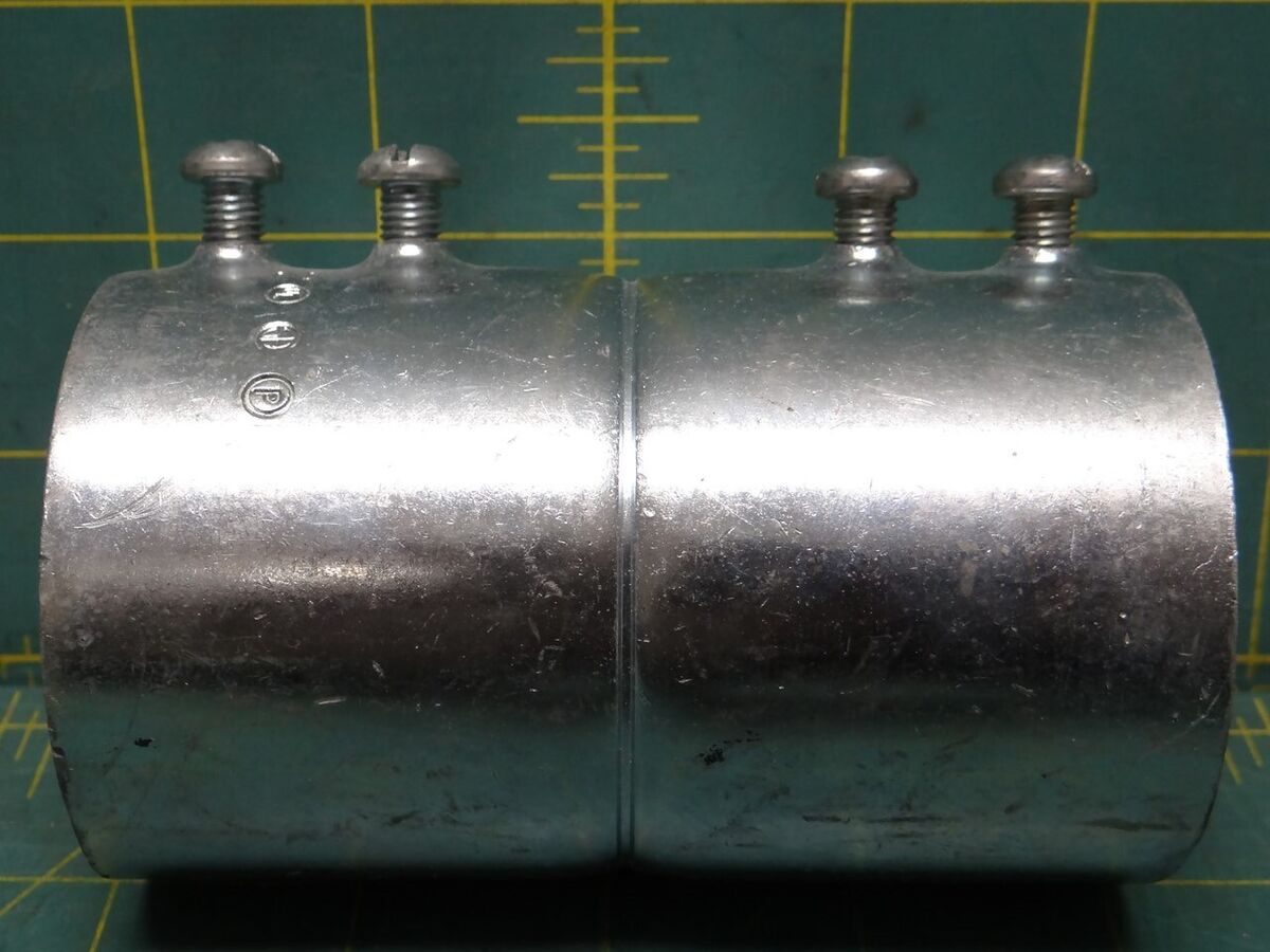 2" Steel EMT Set Screw Coupling EMT Conduit Fitting, Zinc Plated Steel