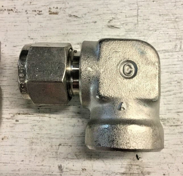 SWAGELOK (CRAWFORD) SS-810-8-8 Female Elbow 1/2" Comp X 1/2" FNPT Tube Fitting