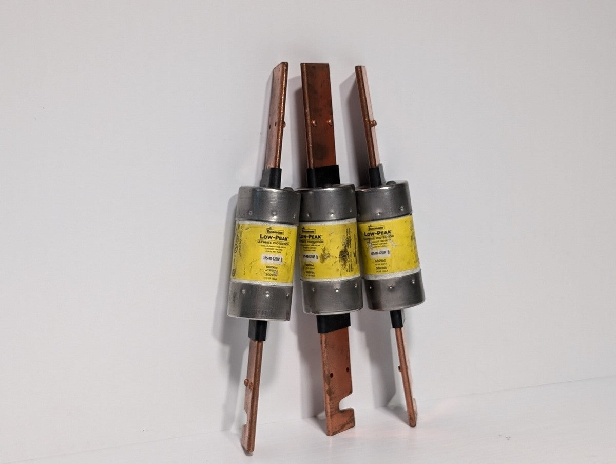 Lot of 3 Bussmann Low Peak LPS-RK-125SP Time-Delay Fuses 600VAC/300A 300VDC/100A