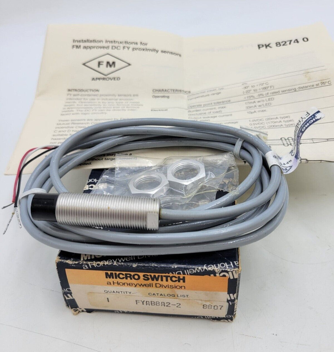 Micro Switch Honeywell FYAB8A2-2 Proximity Sensor Switch with 2 Mounting Nuts