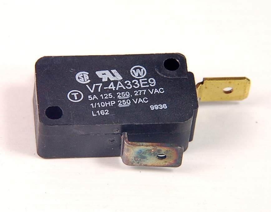 Lot of 2 - V7-4A33E9 Switch Snap Action NC SPST Plunger Quick Connect 5A 277VAC 