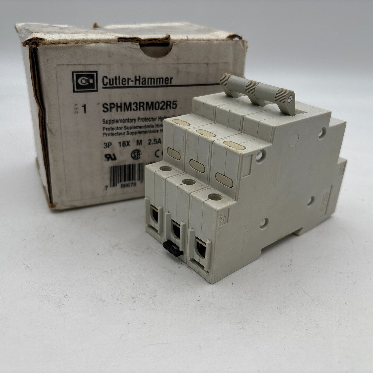 Cutler-Hammer SPHM3RM02R5 Din Rail Circuit Breaker 2.5A 277/480V 3P 3PH SPHM