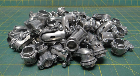 (Qty: 50) Arlington Ind. 3/8" Zinc Die Cast 90° Angle Connector 2 Screw Flex 850