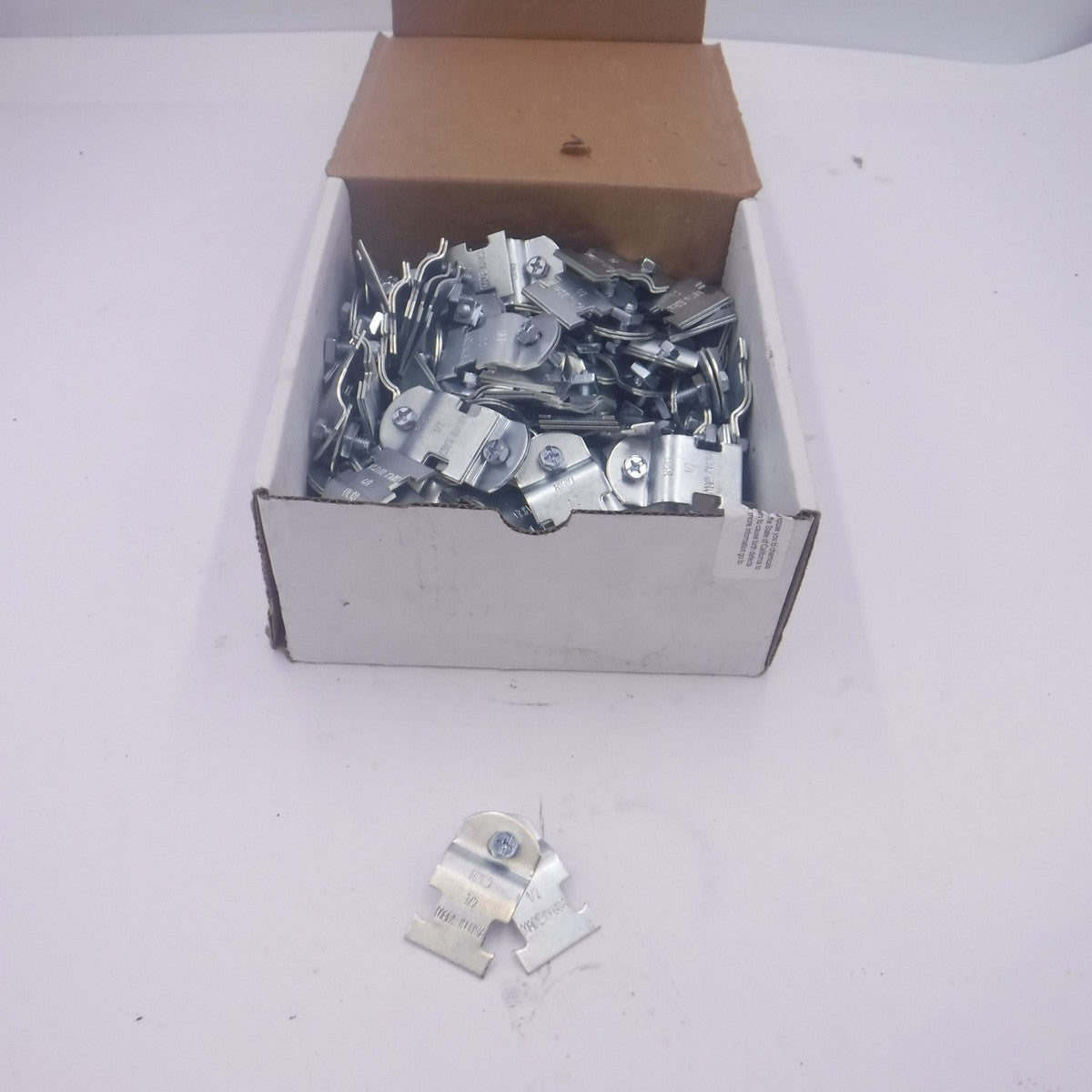 100 Pack FNW 1/2" Electrogalvanized Steel Strut Pipe Clamps FNW7873Z0050