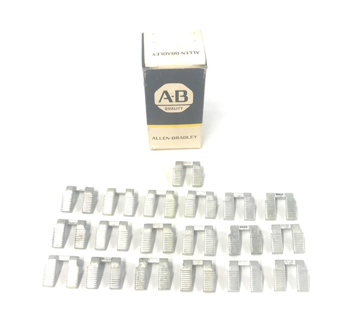 Allen-Bradley Plug-In Jumper 1492-N21 [Lot of 19] NOS