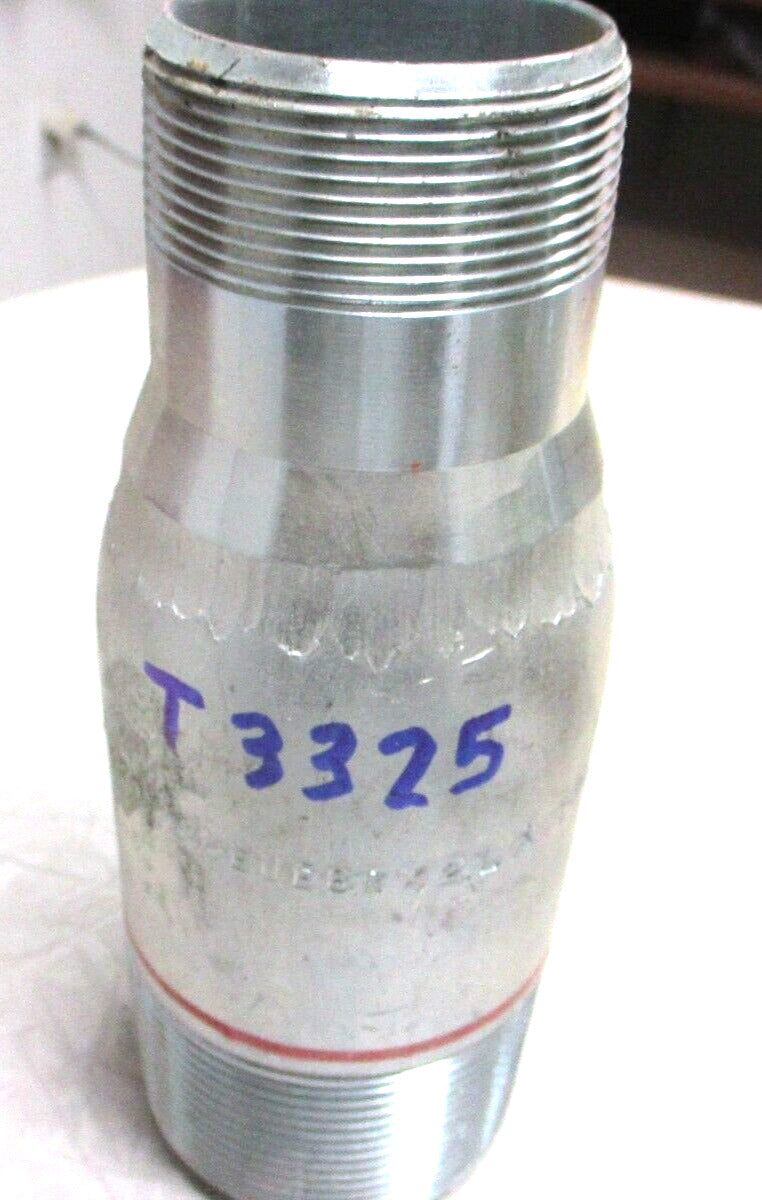 Oilfield Concentric Swage Nipple 2-1/2" 8RD EUE x 2" LP Male Thread Schedule STD