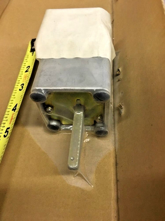 10AR416 General Electric SBM Rotoray Switch *NIB*