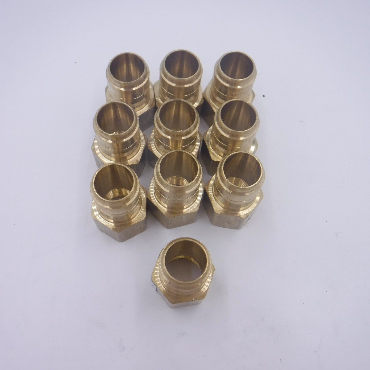 10 Pack Dixon E-Series Female 3/4" NPT x 3/4" BR Straight-Thru Plug E6F6-B