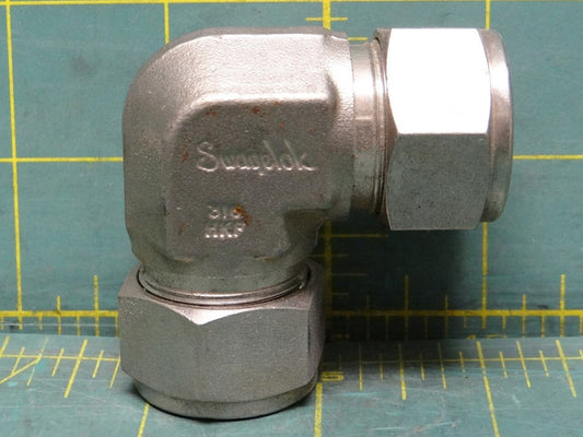 316 Stainless Steel Swagelok Tube Fitting, Union Elbow, 3/4 in. Tube OD
