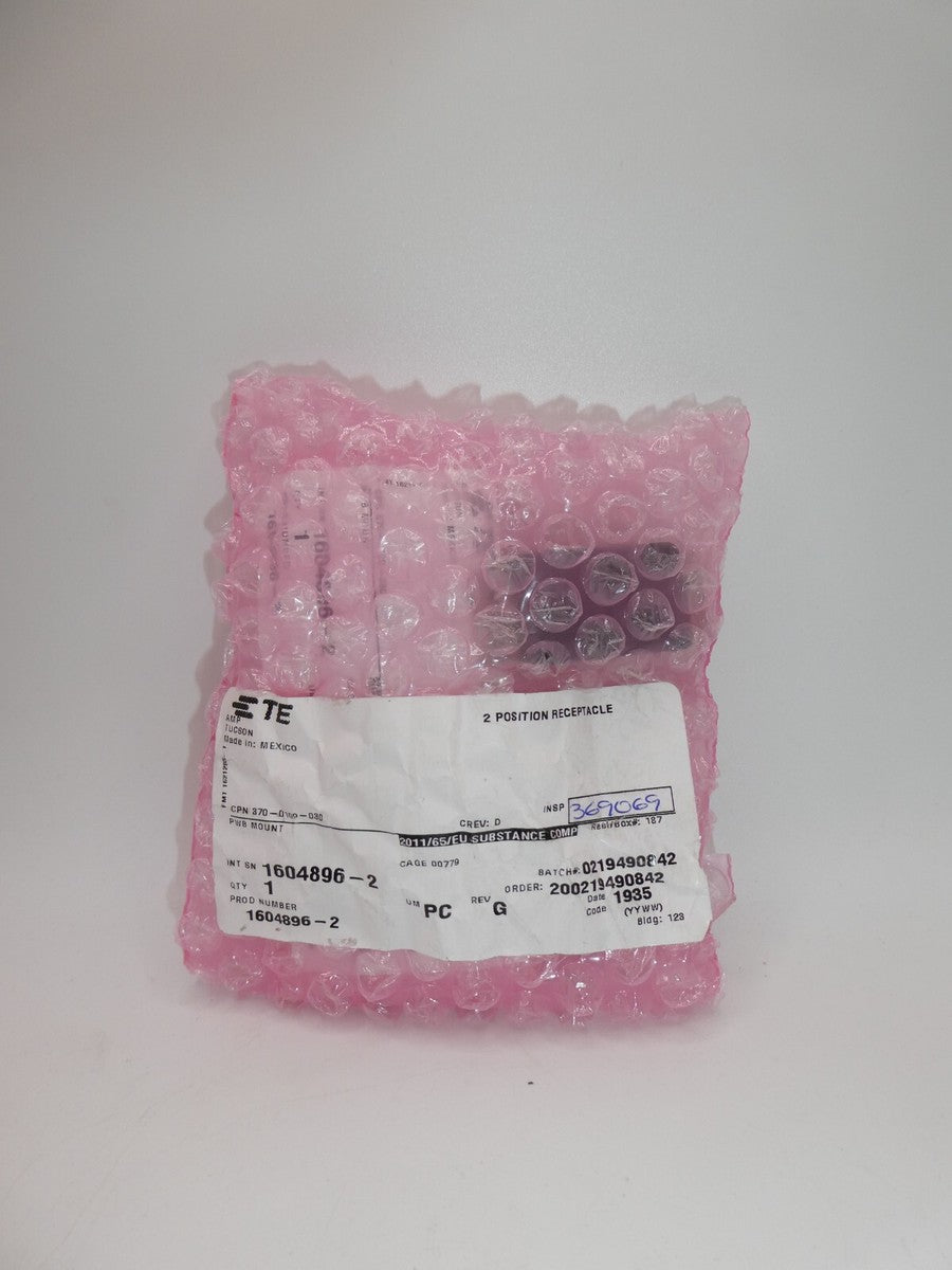 TE Connectivity 1604896-2 Rectangular SKT 2Quadrax POS Solder