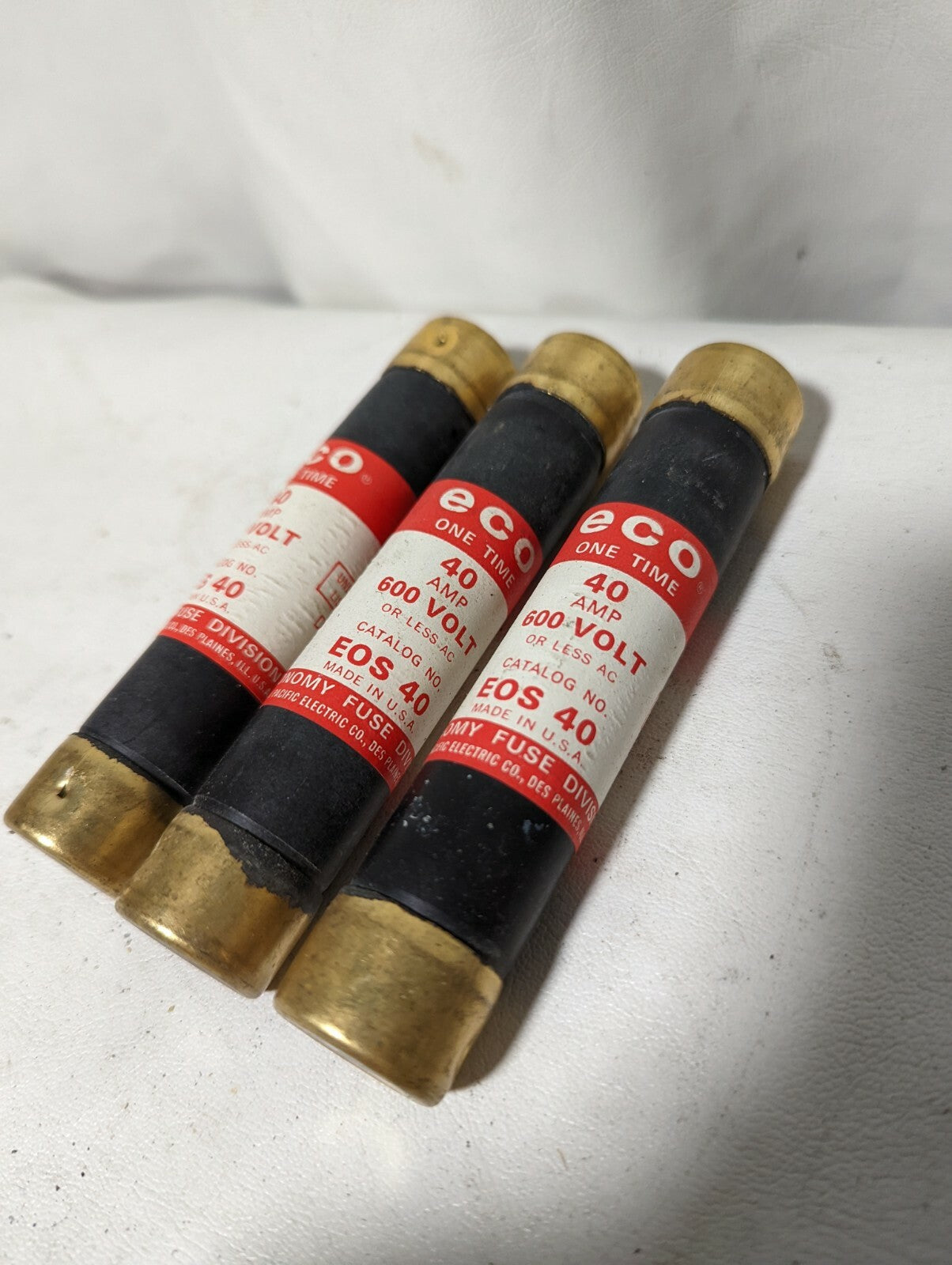 Lot of 3 Federal Pacific Electric Eco EOS-40 fuses, 40A, 600VAC or less