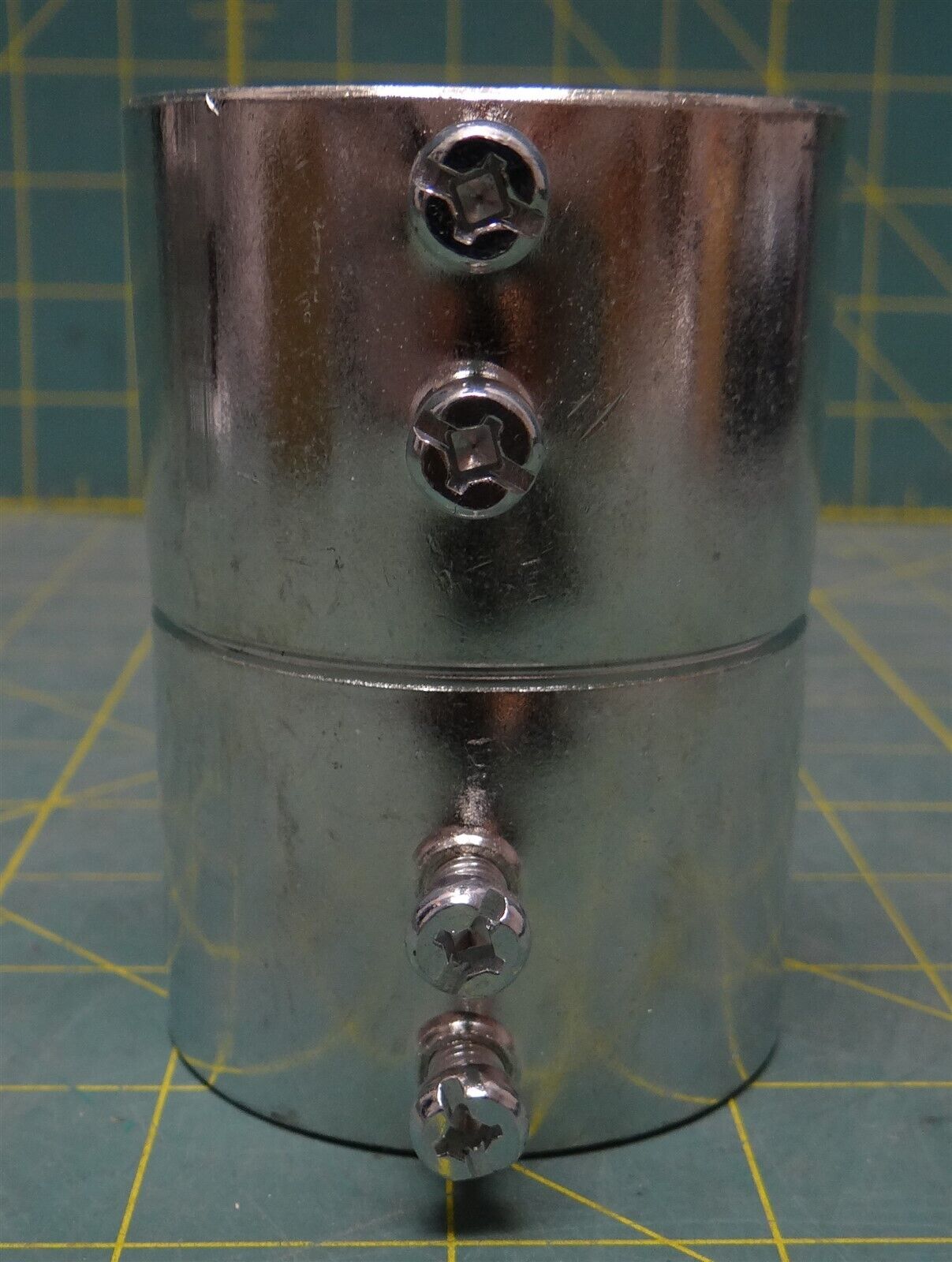 2" Crouse Hinds 465 Set Screw Type Coupling for Thinwall EMT Conduit 