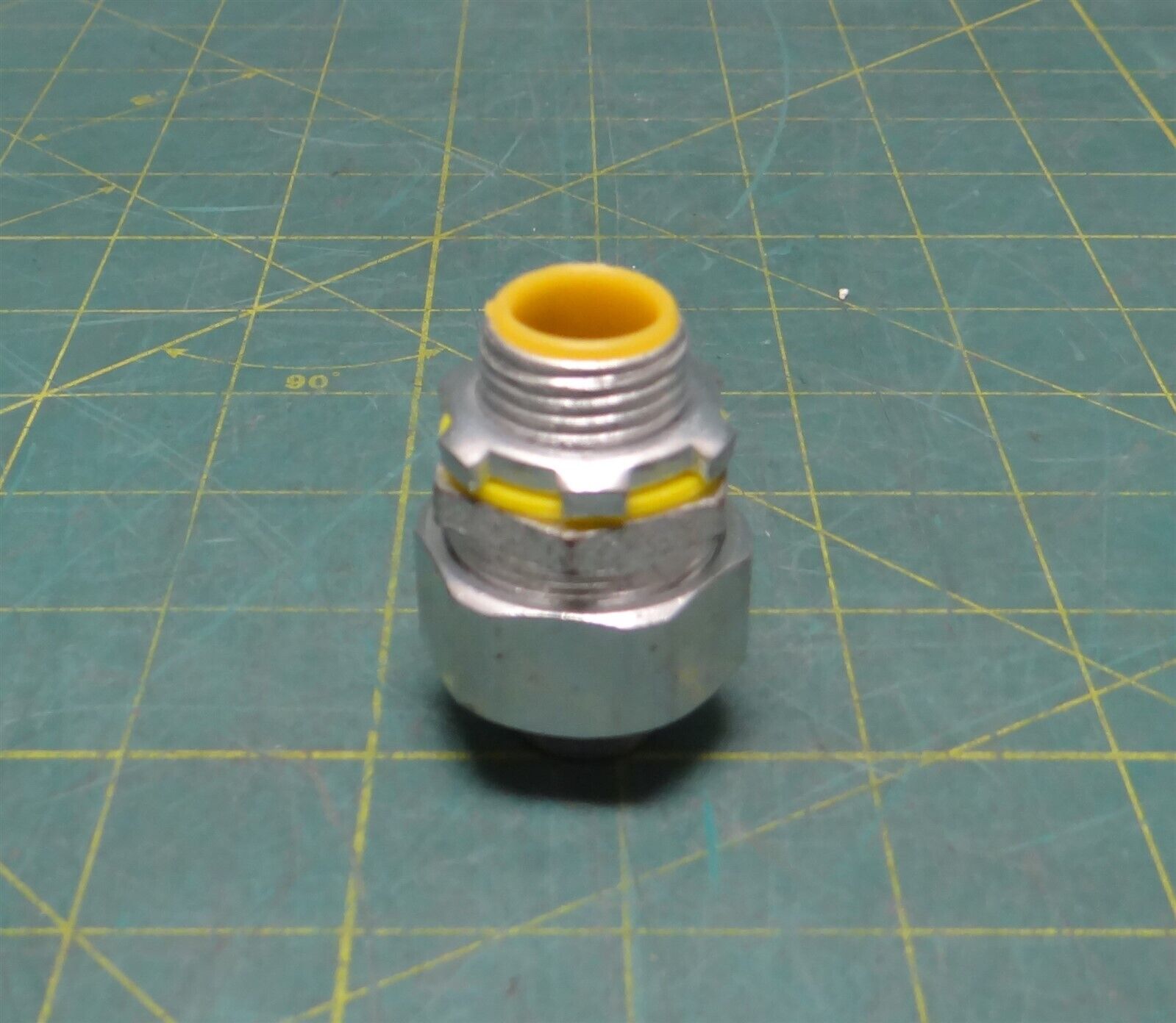 1/2" Crouse Hinds Straight Liquid Tight Steel Insulated Connector 2" Length
