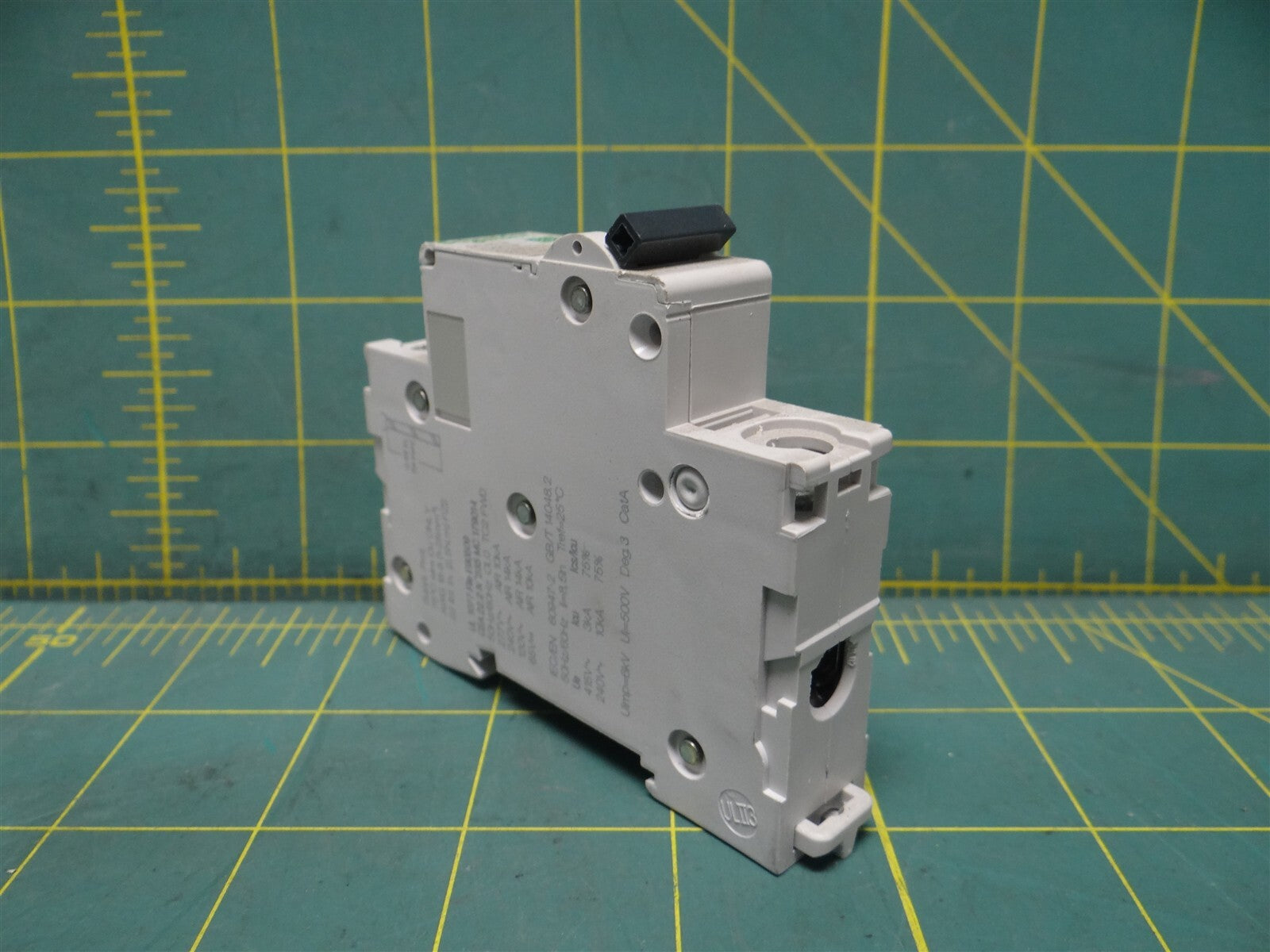 Schneider Electric Multi9 C60SP Miniature Circuit Breaker M9F22102 1P 2A C Curve