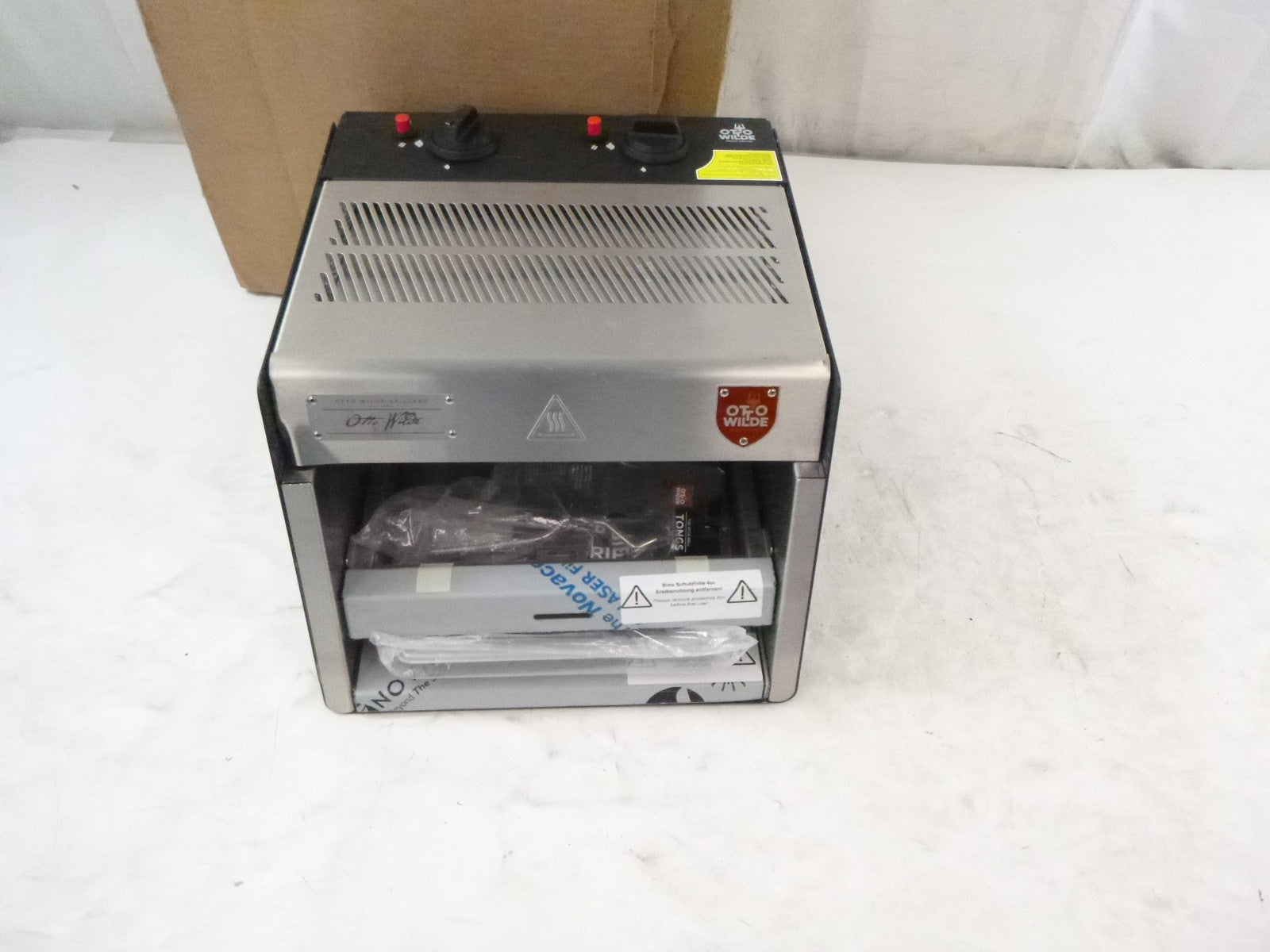 SEE DESC OTTO WILDE Otto Grill Pro Kit 800° O.F.B. W/Grill Drawer and Tongs