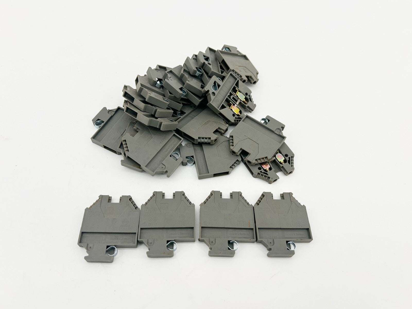 New Lot of 20 Wireland WK4/32 Terminal Block 500V 2 POS Grey 500V - No Box