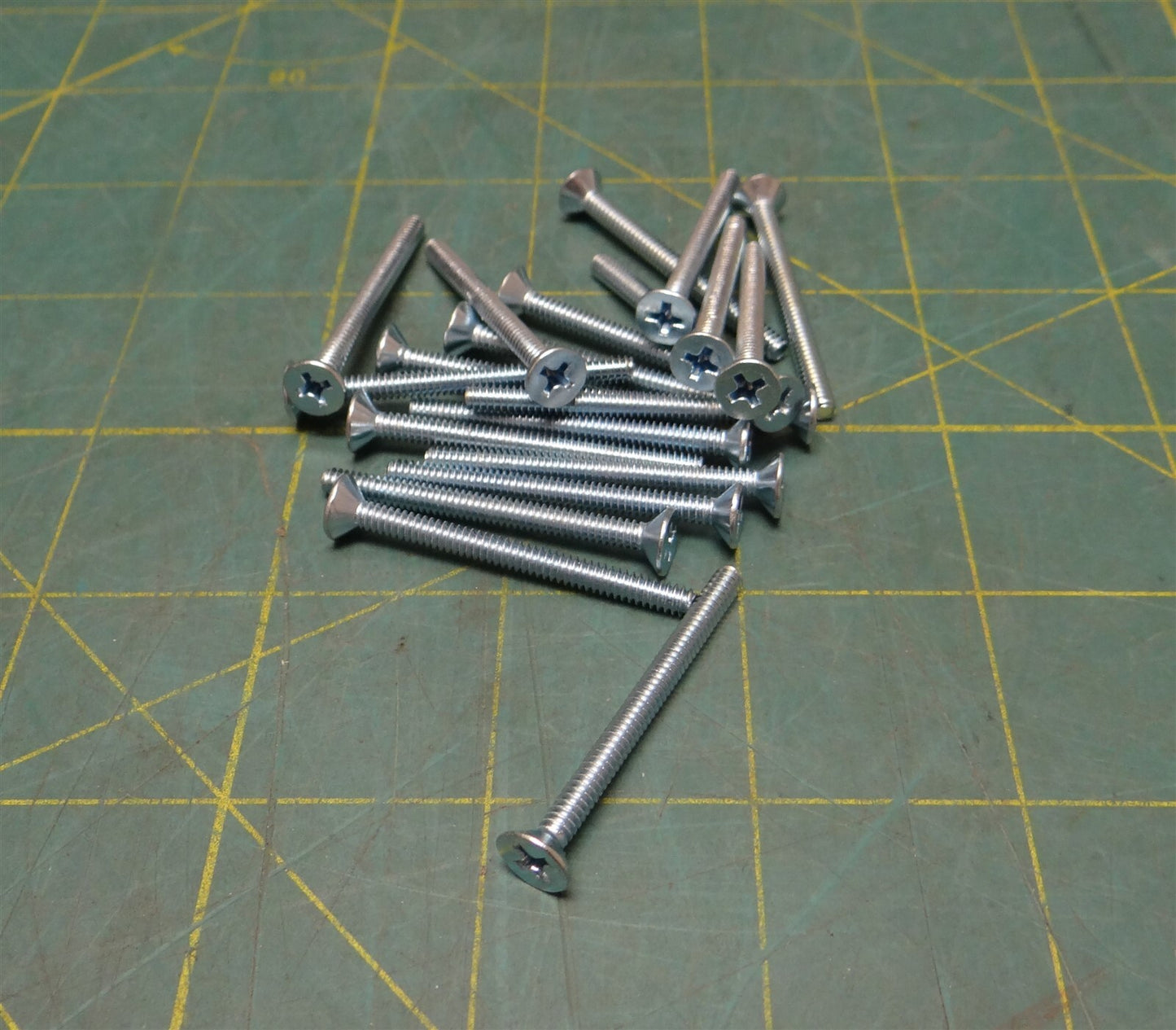 (Lot of 20) 6-32 x 1-1/2" Length Zinc Plated Steel Phillips Flat Head Screw