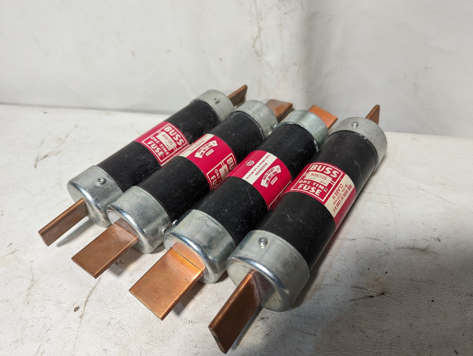 Lot of 4 Buss NOS-125 fuses, 125A, 600V or less AC