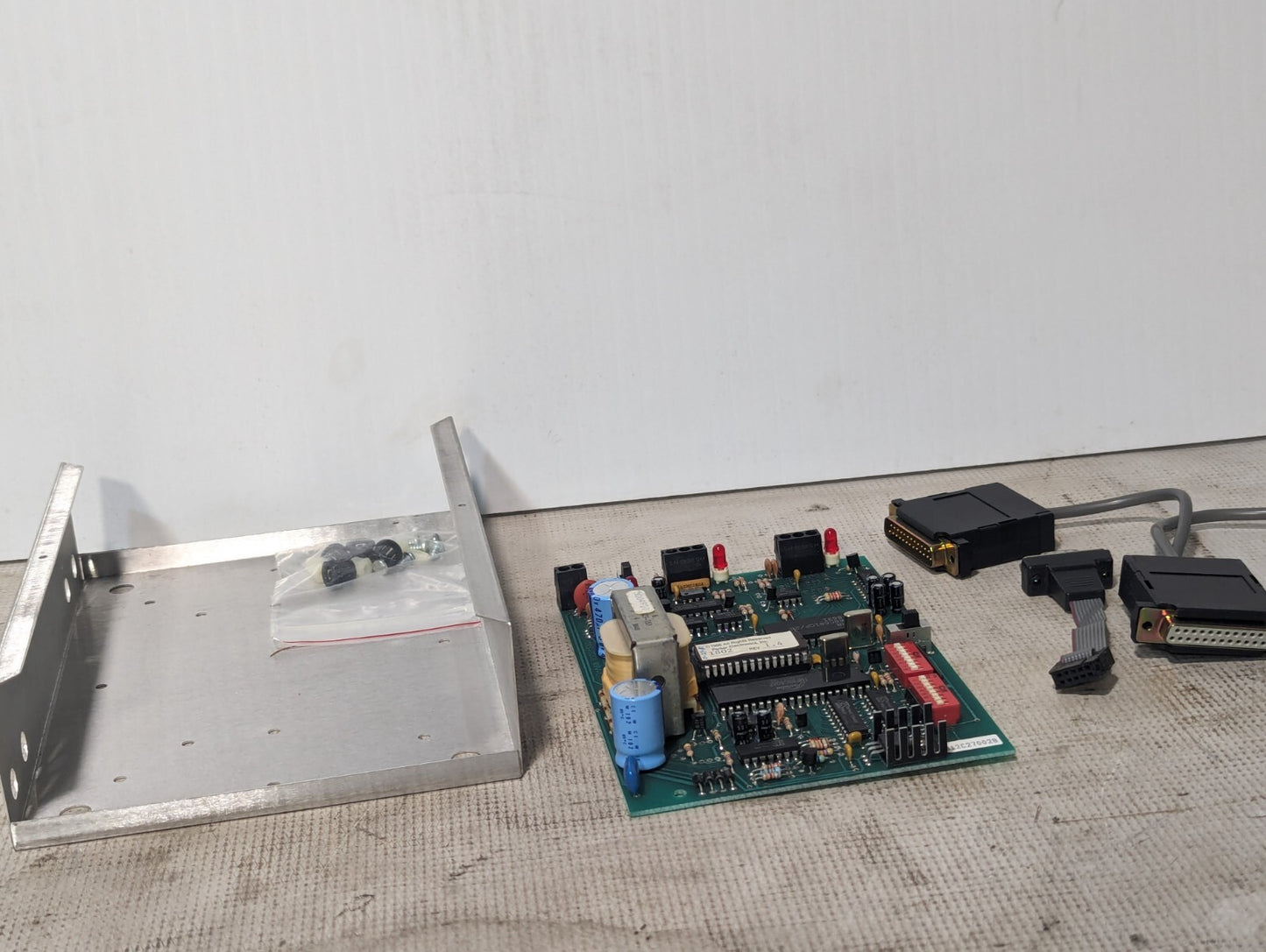 United Technologies (Carrier) IS002/RE Bus Extender, Isosat IS0-02