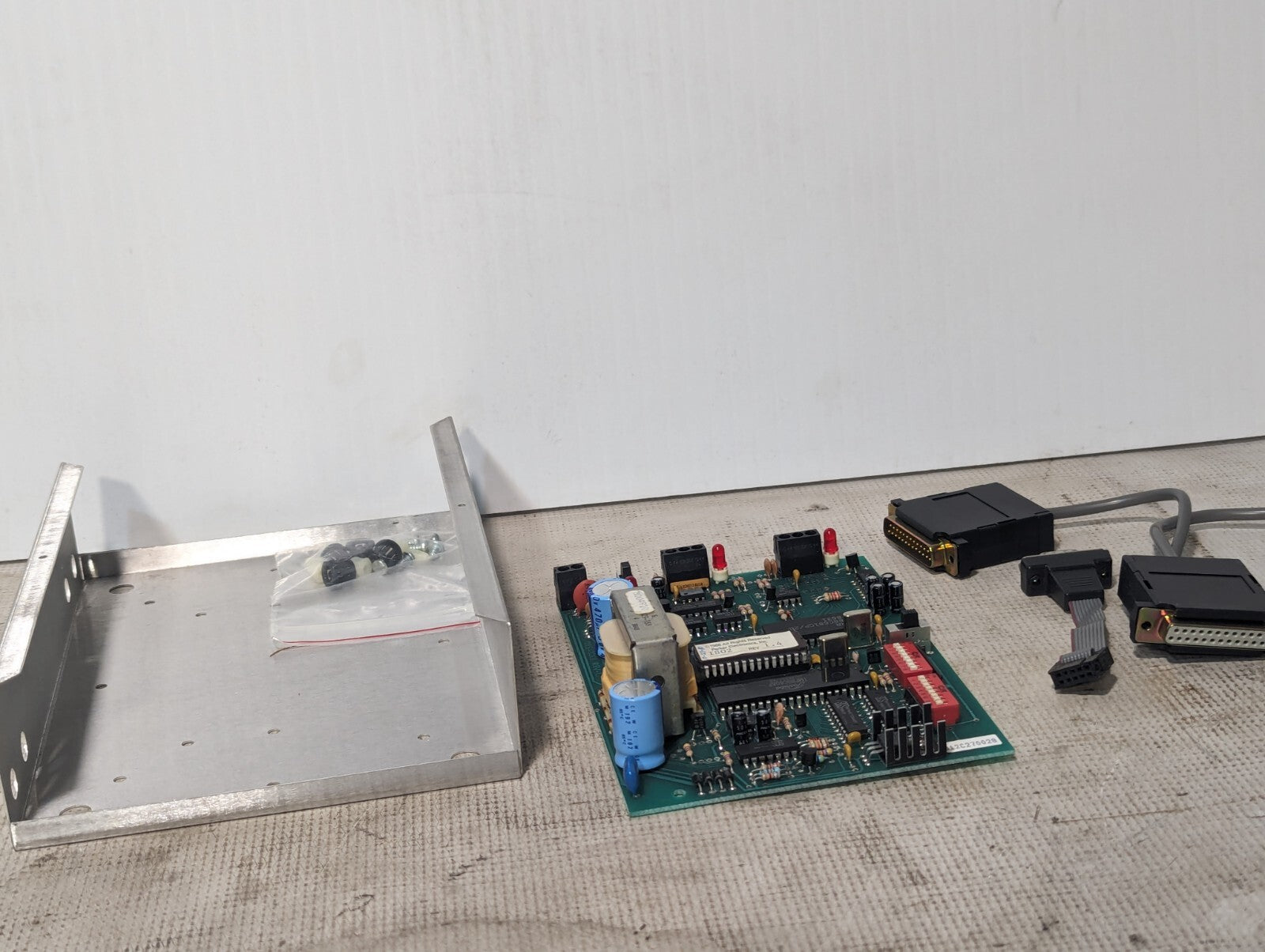 United Technologies (Carrier) IS002/RE Bus Extender, Isosat IS0-02