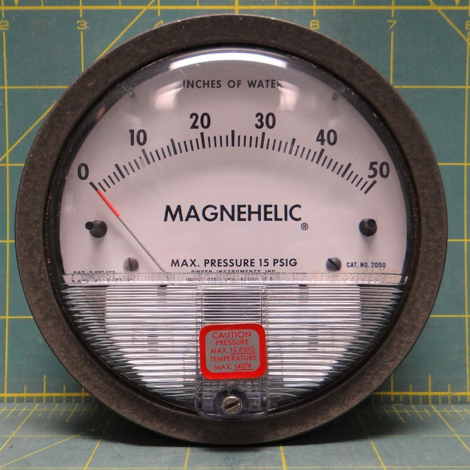 Dwyer Magnehelic 4" Differential Pressure Gauge 0-50 Inches Of Water Model: 2050