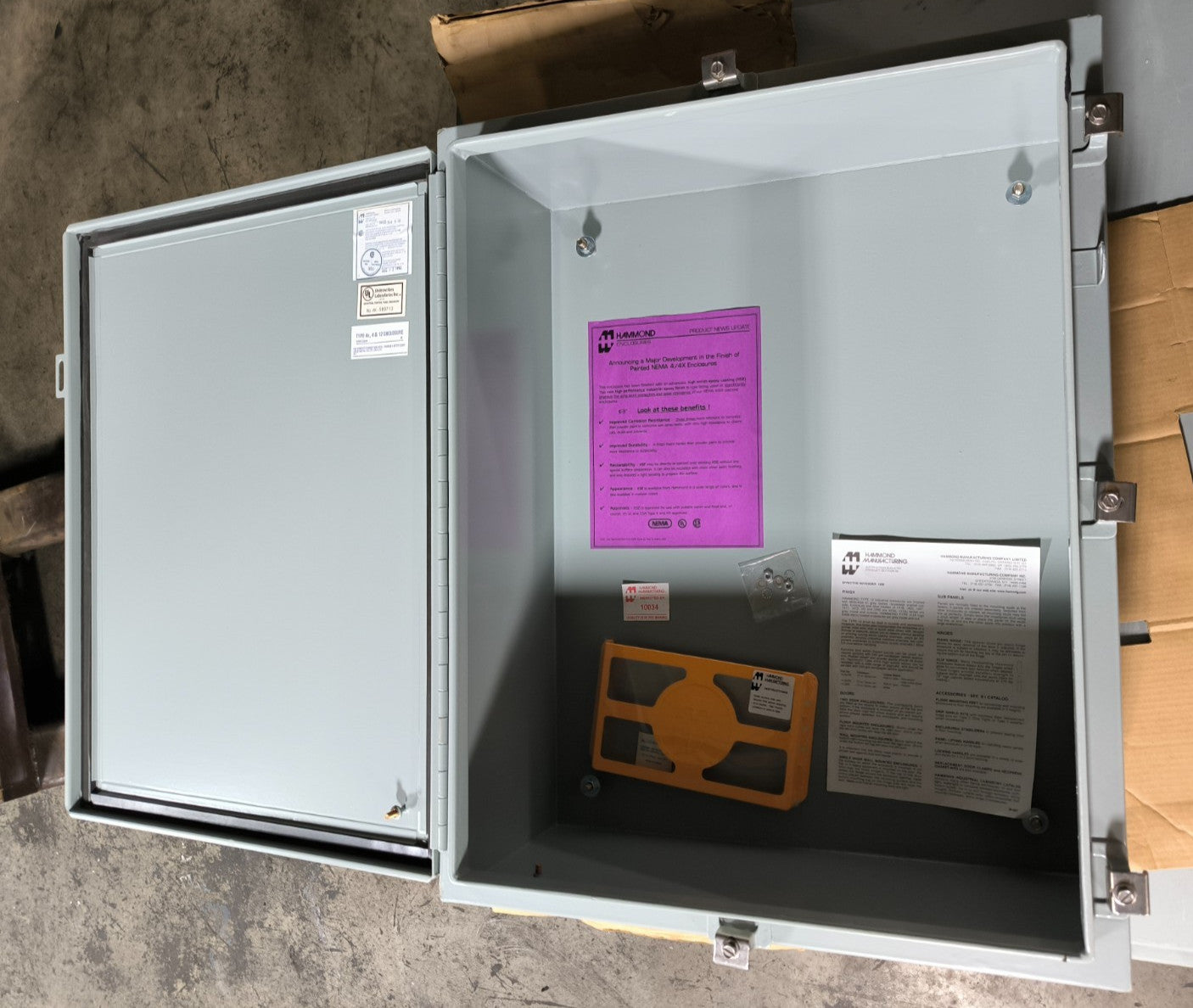 Hammond 1418N4K10 Industrial Control Panel Enclosure 30" x 20" x 12" Rainproof