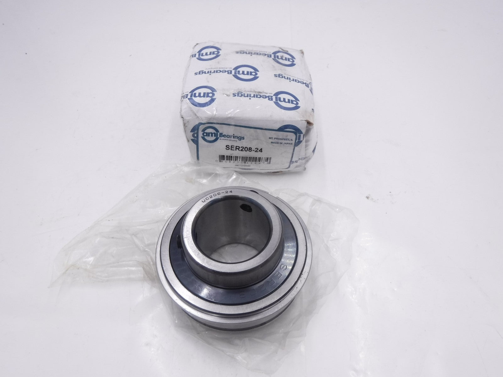 AMI Bearings 1-1/2" Shaft DIA Bearing Insert SER208-24