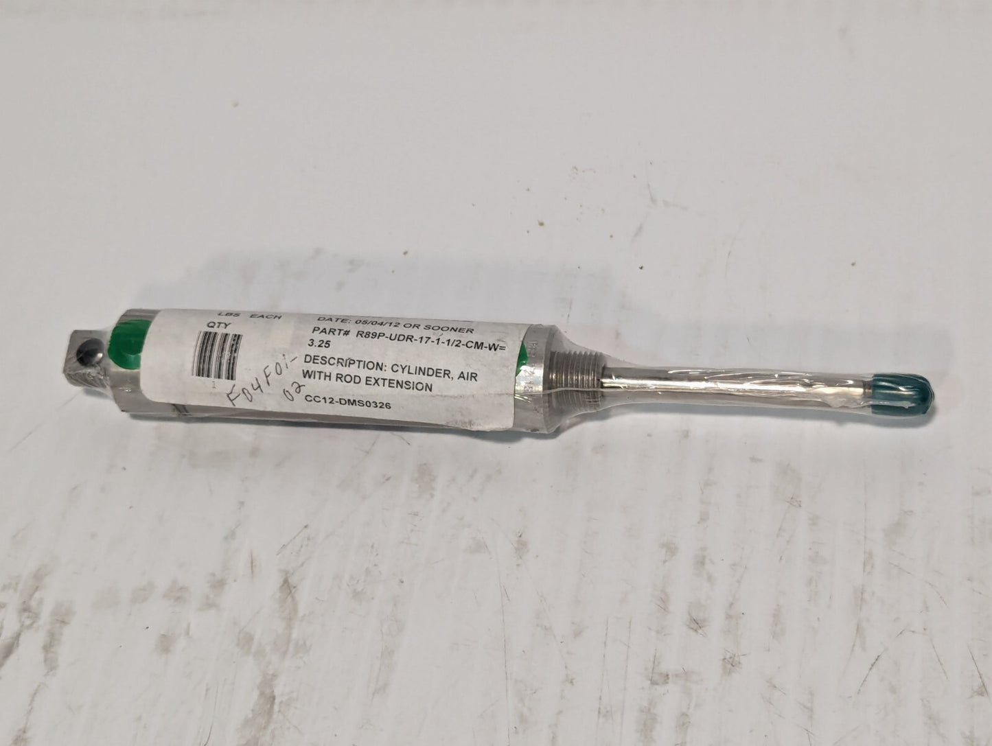 Clippard R89P-UDR-17-1-1/2-CM-W=3.25 Pneumatic Air Cylinder W/Rod Extension 