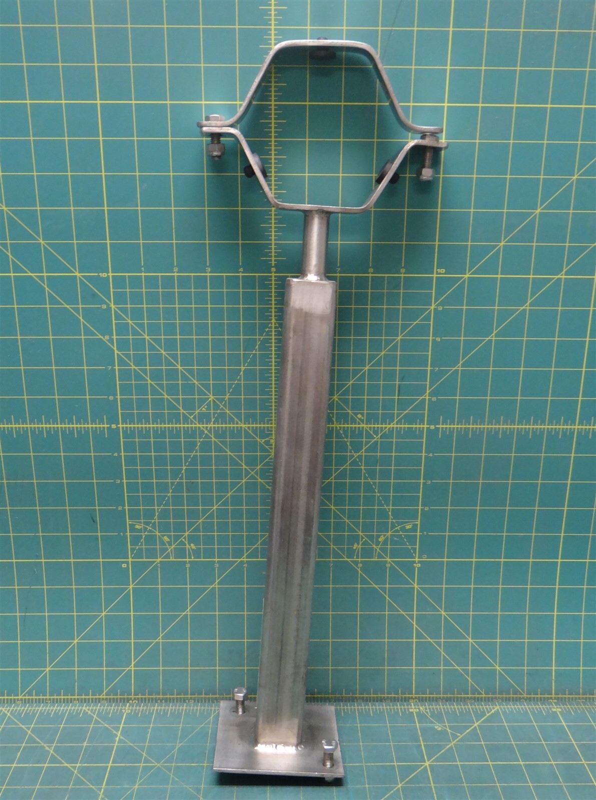 304 SS Weld-Mounted Clamping Hanger w/ Cushions, 21.5" Height, 4" Clamp ID